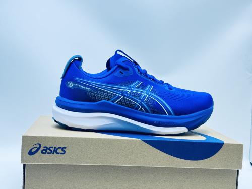 ASICS GEL-KAYANO 33