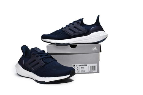 حذاء Adidas UltraBoost 22