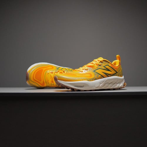 حذاء New Balance Hierro V8