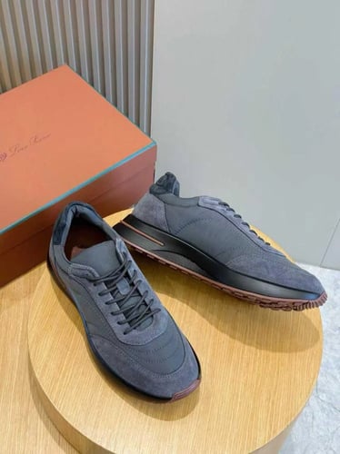 حذاء لوربيانا Loro Piana