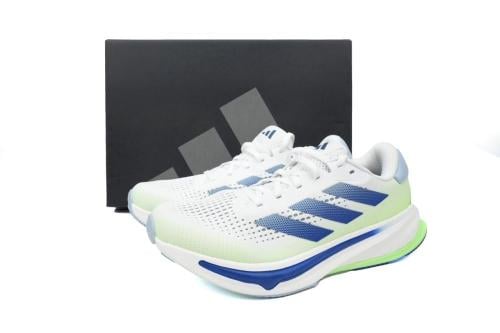 حذاء Adidas UltraBoost 22