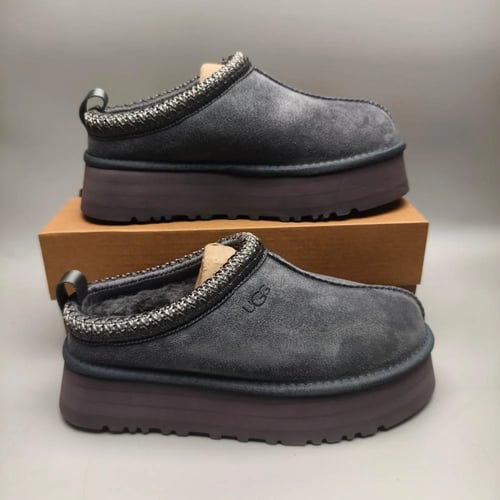 حذاء شتوي UGG