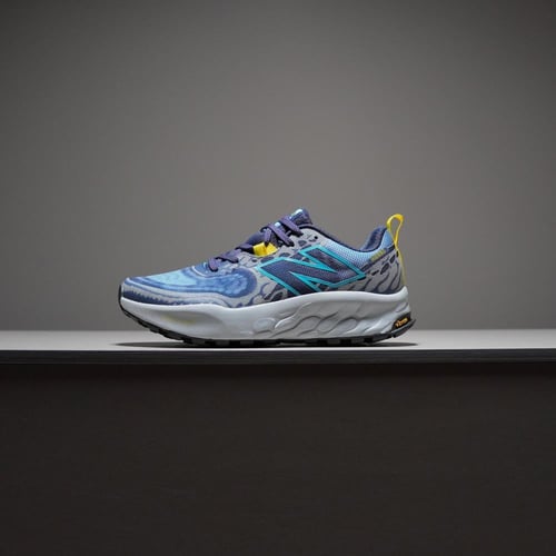 حذاء New Balance Hierro V8