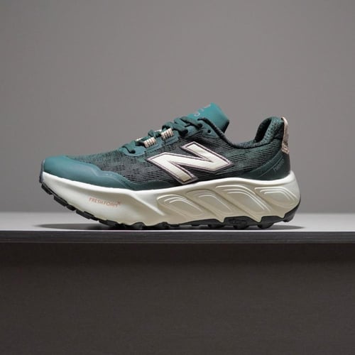 حذاء New Balance Hierro V9