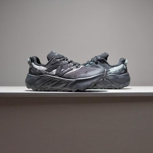 حذاء New Balance Hierro V9