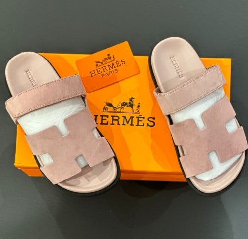 نعال هرمز Hermès
