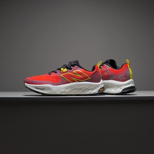 حذاء New Balance Hierro V8