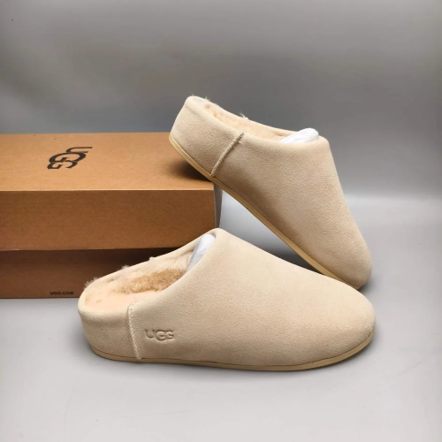 حذاء شتوي UGG