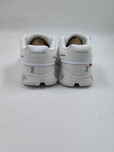 حذاء On Running cloud