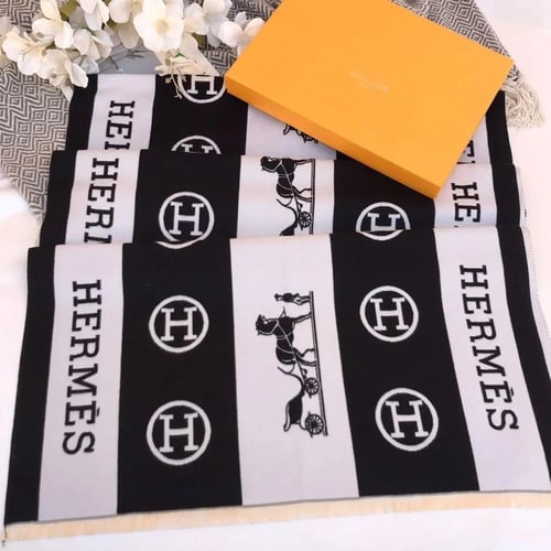 شيلان نسائية