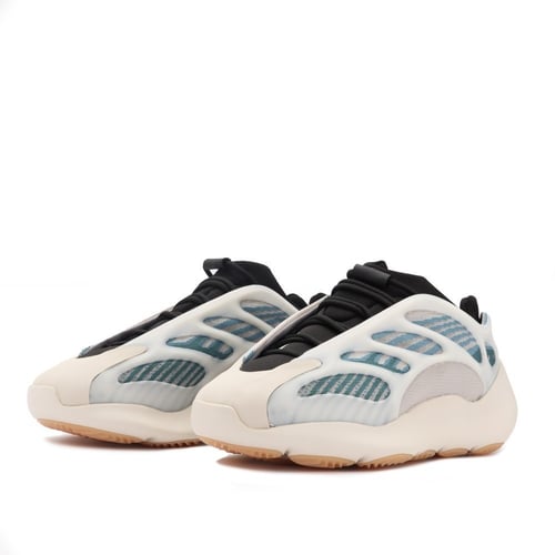 حذاء كاجوال 700