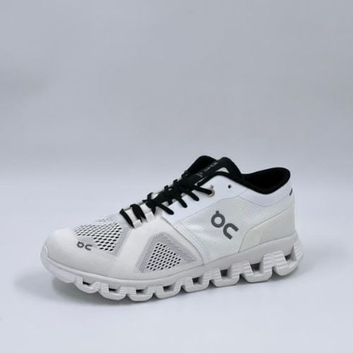 حذاء On Running cloud