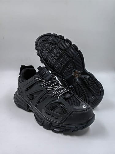 كاجوال بالينسياجا