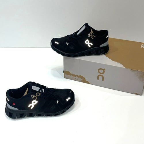 حذاء On Running cloud