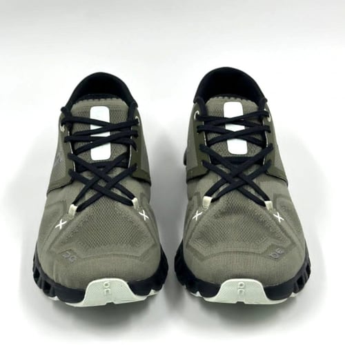 حذاء On Running cloud