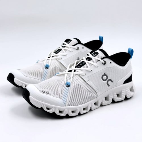 حذاء On Running cloud