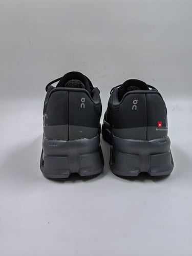 حذاء On Running cloud
