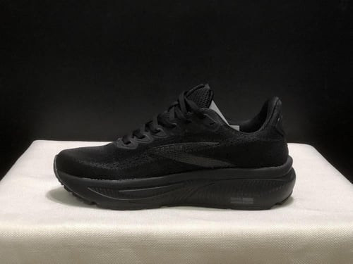 حذاء بروكس Brooks Ghost 17