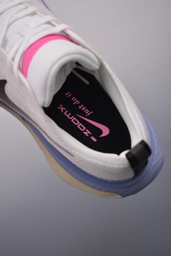 حذاء نايك Nike Zoom X