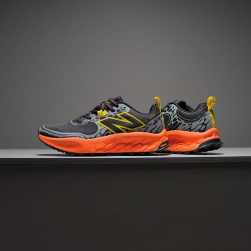 حذاء New Balance Hierro V8