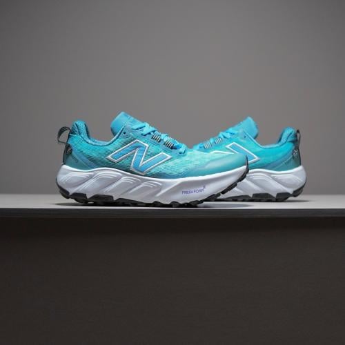 حذاء New Balance Hierro V9