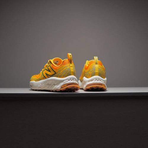 حذاء New Balance Hierro V8