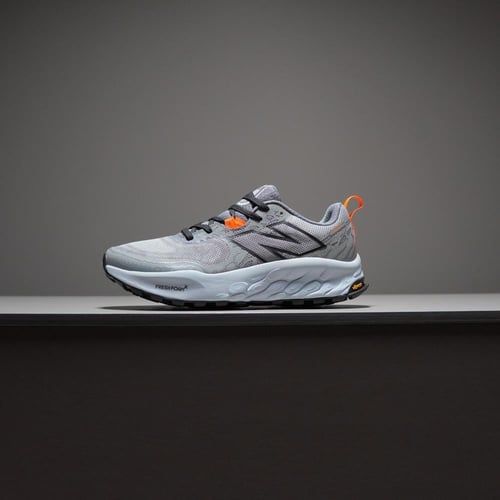 حذاء New Balance Hierro V8