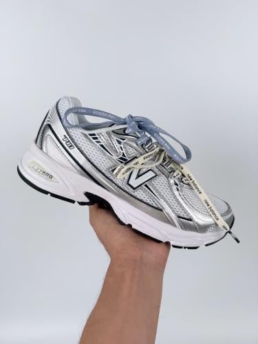 حذاء New Balance 740 | نيو بالانس 740