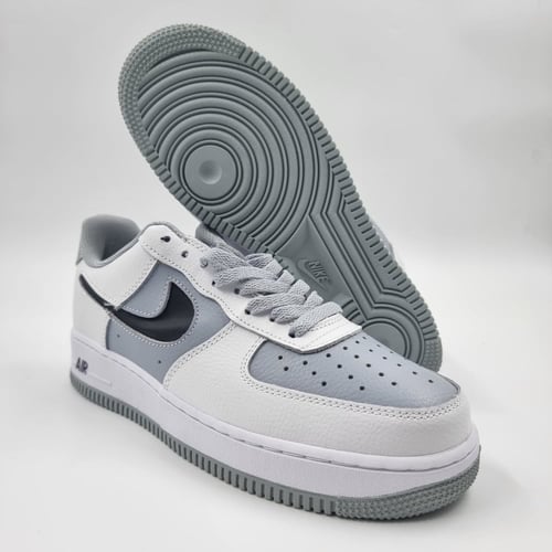 حذاء Nike Air Force