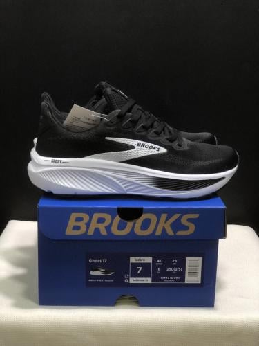 حذاء بروكس Brooks Ghost 17