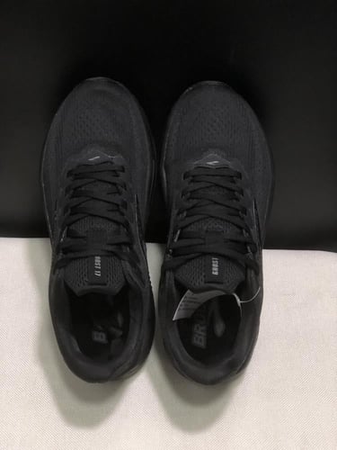 حذاء بروكس Brooks Ghost 17