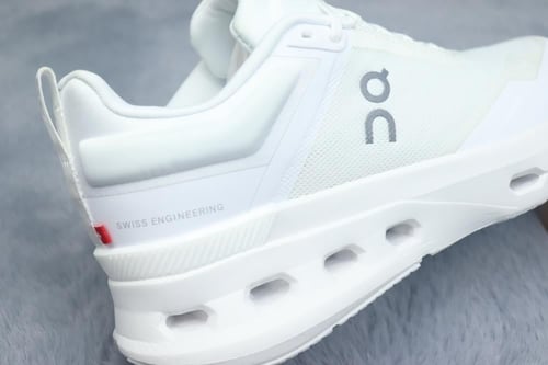 On Running Cloudnova X