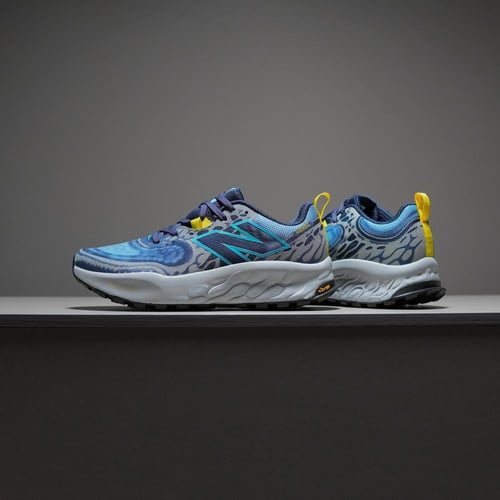 حذاء New Balance Hierro V8