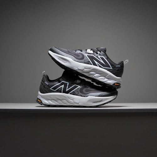 حذاء New Balance Hierro V8