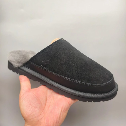 حذاء شتوي UGG