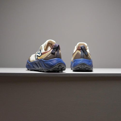 حذاء New Balance Hierro V9