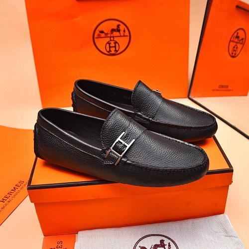 حذاء هيرمس Hermès Suede Loafer