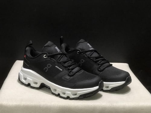 On Running Cloudrock Low