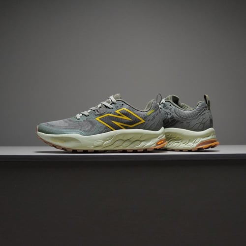 حذاء New Balance Hierro V8