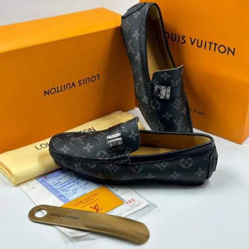 حذاء لويس فيتون LV