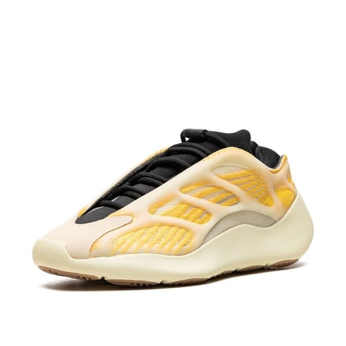 حذاء كاجوال 700