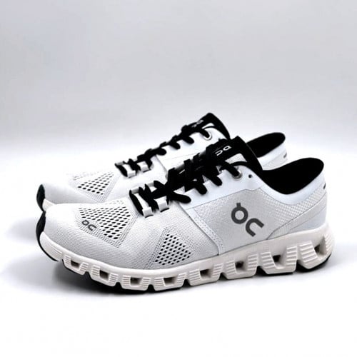 حذاء On Running cloud