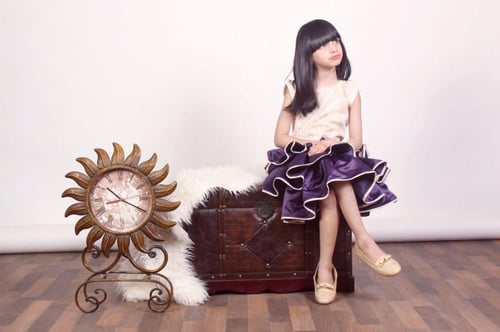 فستان أطفال باللون البنفسجي