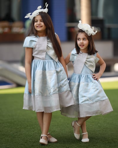 فستان اطفال بألوان جذابة