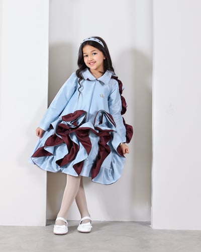 فستان بناتي فاخر بتدرج السماوي والعنابي