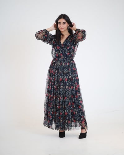 فستان نسائي تل مشجر بورود مخملية بارزة