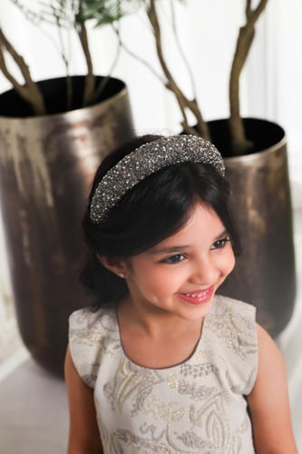 فستان أطفال ناعم باللون الرمادي