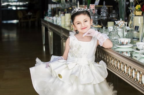 فستان أطفال زفاف تفته ممزوج بالتل
