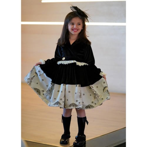 فستان أطفال بخامة المخمل والدانتيل