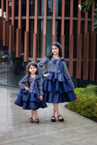 فستان من الشانيل الشتوي يتميز بأناقة استثنائية